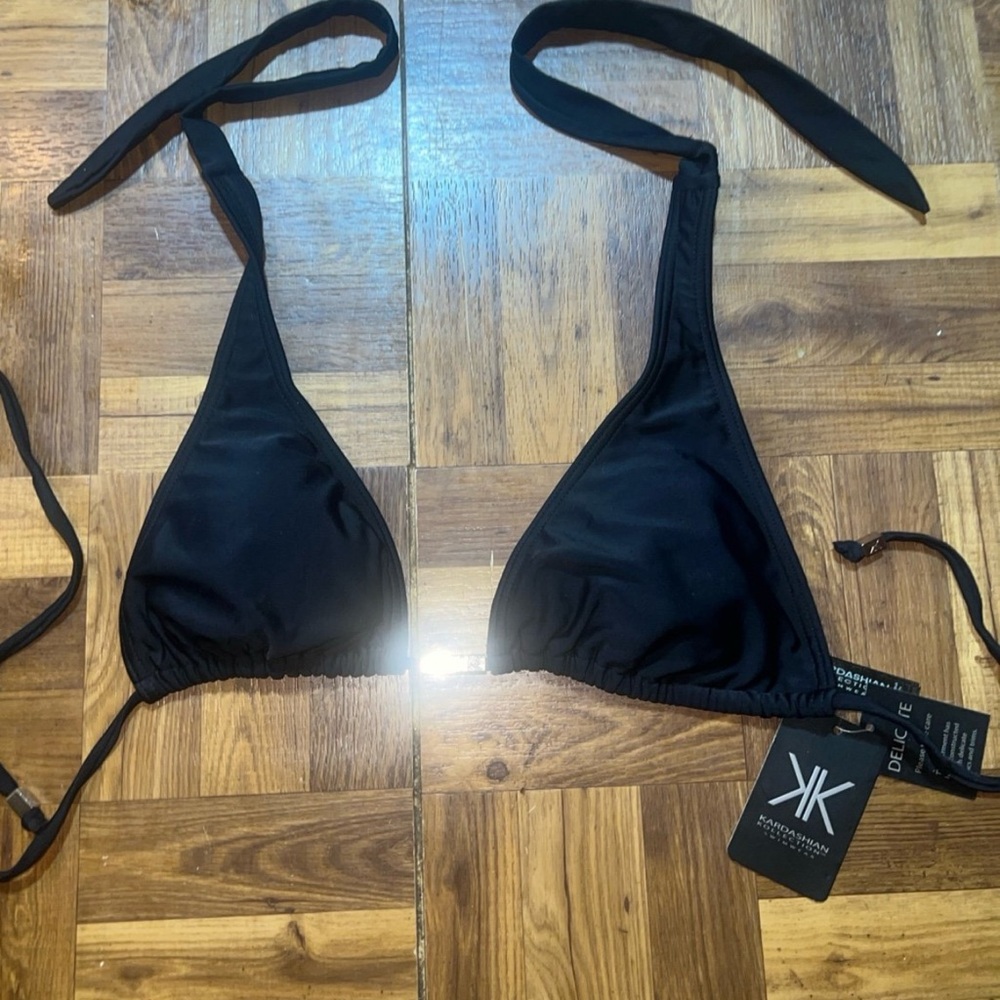 Kardashian Kollection Black Bikini Top, Women’s Size Medium, NWTs